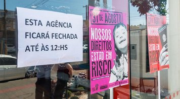 Sindicato se mobiliza e atrasa abertura de agências em dia de negociação