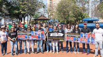 Sindicato participa de ato em defesa da educação e do direito à aposentadoria