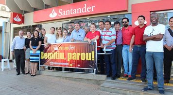 Em manifesto, funcionários do Santander exigem mais respeito, valorização e melhores condições de trabalho