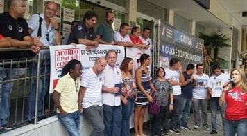 Bancários da Caixa preparam paralisação do dia 24 contra reestruturação