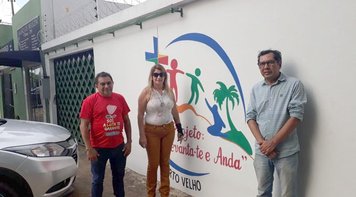 Sindicato doa mais de 300 quilos de alimentos em Porto Velho