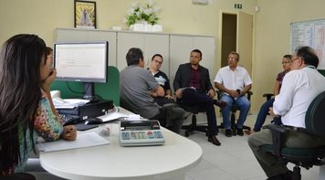 Sindicato reúne-se com bancários da agência Almirante Barroso do Banco da Amazônia