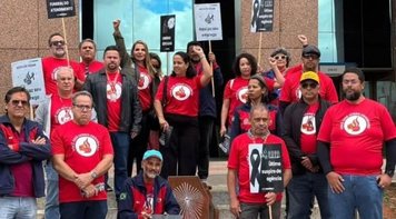 Bancários do Centro-Norte protestam contra demissões e terceirizações do Santander