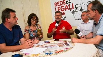 Em Porto Alegre, "rede da legalidade" denuncia julgamento de Lula