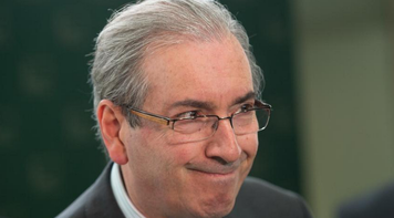 Ex-presidente da CEF diz que Cunha o chantageou para conseguir financiamento