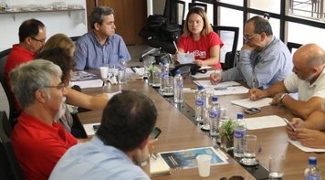 Empregados realizam Dia Nacional de Luta contra reestruturação da Caixa no dia 24