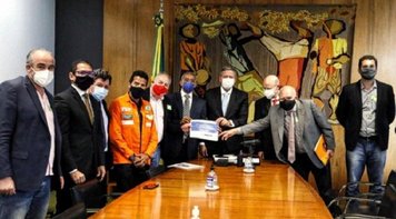 Presidente da CUT põe estudo sobre destruição causada pela Lava Jato na pauta da Câmara dos Deputados