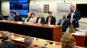 Enfraquecimento da Caixa é pauta do ato dos 100 dias de governo