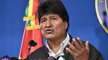 Forças Armadas na Bolívia se unem à oposição e Evo Morales renuncia. Golpe está consumado