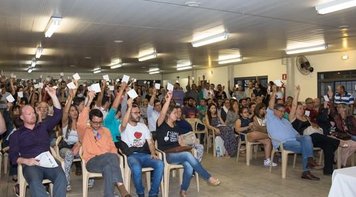 Bancários aceitam proposta da Fenaban e encerram greve