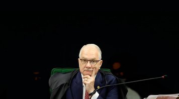 STF autoriza cancelamento de julgamento virtual de Lula no STJ