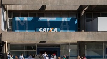 Bancários retardam abertura de agência da Caixa em Campo Grande MS