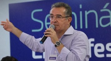 Fenae e Anapar debatem papel social da previdência pública e mazelas das reformas para os trabalhadores