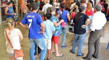 Justiça multa bancos e obriga a cumprir Lei da Fila em Dourados-MS