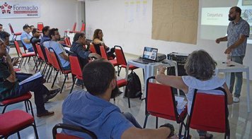 Curso aprofunda formação com delegados e dirigentes sindicais