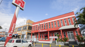 Contraf-CUT questiona o banco Bradesco devido a onda de demissões