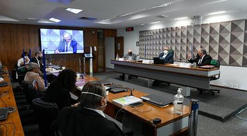 Centrais sindicais lançam agendas legislativa e jurídica 2022 no Senado