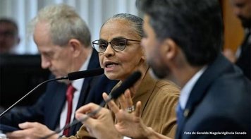 Fetec endossa posição da Contraf-CUT: “Quando Marina Silva se levantou, levantou-se por todas nós”