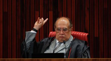 Gilmar Mendes mostra dar pouca importância aos fatos no julgamento no TSE