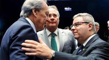 GOLPE PARLAMENTAR: Senado aprova parecer do tucano Anastasia e Dilma vai a julgamento