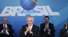 Pesquisas mostram que mais de 900 mil pessoas deixaram as classes A e B em 2017