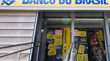 Greve dos bancários, a queda de braço para arrancar um reajuste na crise