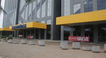 Sindicato recorre à Justiça contra corte de ponto na Caixa e no BB