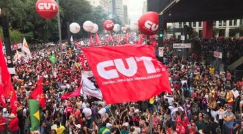 Greve Geral é a arma para barrar ofensiva golpista, afirma CUT