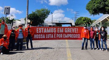 Petroleiros fazem greve em seis estados contra abusos e privatizações