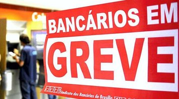 Bancários deflagram greve por tempo indeterminado e exigem proposta que atenda reivindicações