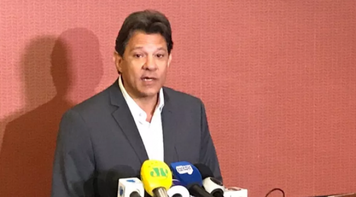 Na CNBB, Haddad firma compromisso pró-vida e contra a violência