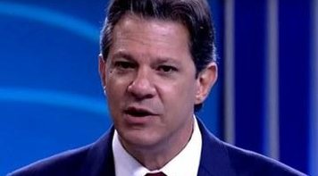 Haddad: 'Nossos governos colocaram pela primeira vez o pobre no orçamento'