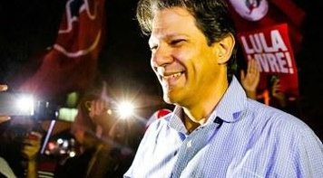 Lula vai propor revogação da “reforma” trabalhista, regulação da mídia e redução dos juros dos bancos, diz Haddad