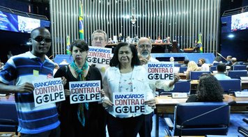 Homenagem ao Dia do Trabalhador alerta sobre ataques a direitos