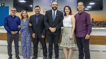Diretores do SEEBCG-MS recebem homenagens na Câmara Municipal