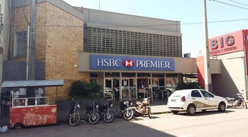 HSBC demite funcionária portadora de LER/Dort e com mais de 31 anos de banco