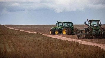 BNDES segue “passando a boiada” e financia fazendeiros desmatadores da Amazônia e do Cerrado