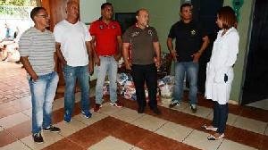 Bancários realizam doações de cestas básicas a entidades filantrópicas