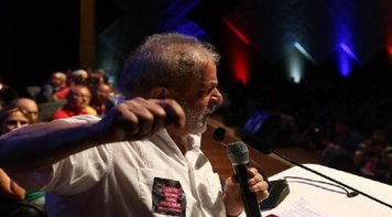 Lula diz que pode ser candidato em 2018: 'Tenho 71 anos, mas pareço jovem de 30'