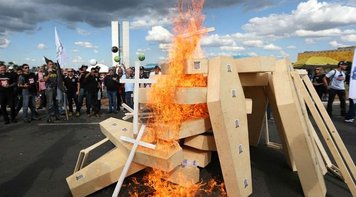 O "ROMBO": Governo apresenta cálculo com erros e omite dados para justificar reforma da Previdência