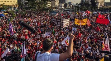 Manifestações pelo Fora Temer reúne milhares em 30 cidades