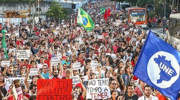 'Fora, Temer' e 'Nenhum direito a menos' unem movimentos em ato nacional nesta sexta