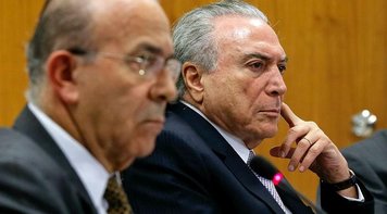 Em busca de apoio do Congresso, Planalto recua e propõe minirreforma da Previdência