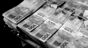 Depois de ser 'propina' para o PT, doação a partidos deve voltar a ser 'apenas' caixa 2