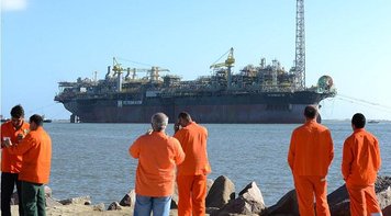 Governo Temer vende mais três áreas preciosas do pré-sal a multinacionais