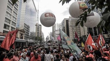 Referendo popular para PEC 55 passa a ser bandeira de movimentos sociais