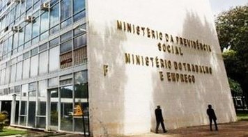 Ministério do Trabalho será fatiado: área sindical ficará com Moro
