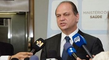 DESMONTE DO SUS: Conselho de Medicina diz que planos populares só beneficiam empresários