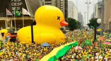 PATO QUE PARIU: Petroleiros criticam oportunismo da Fiesp, que lamenta desmonte da indústria