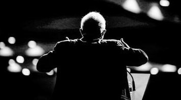 Cerco a Lula demonstra que Estado de exceção já vigora no país, diz Pedro Serrano